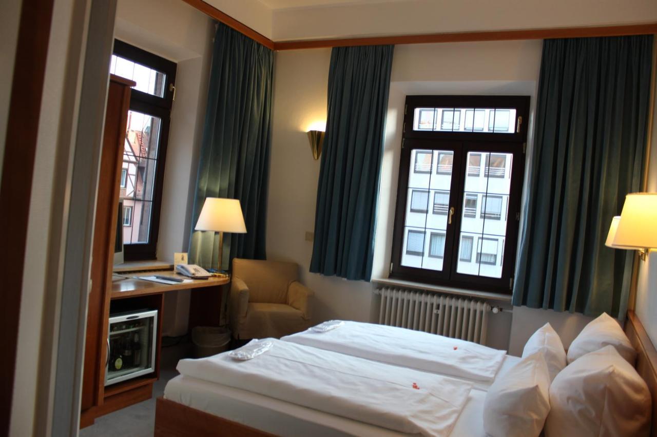 Hotel Deutscher Kaiser Nuremberg Chambre photo